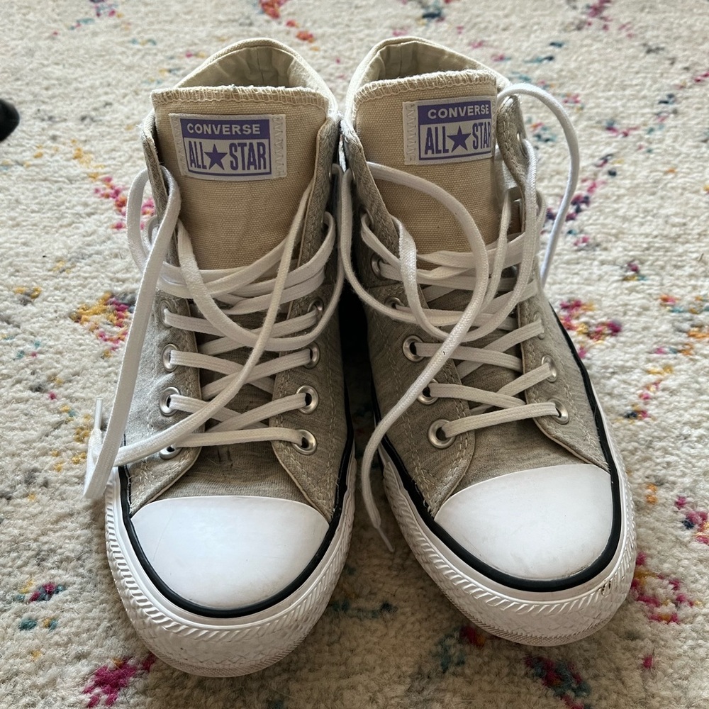 Converse Mid Tops